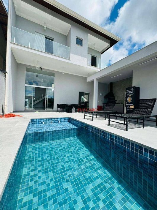 Casa com 2 dormitórios à venda, 241 m² por R$ 1.449.000,00 - Atibaia - Atibaia/SP