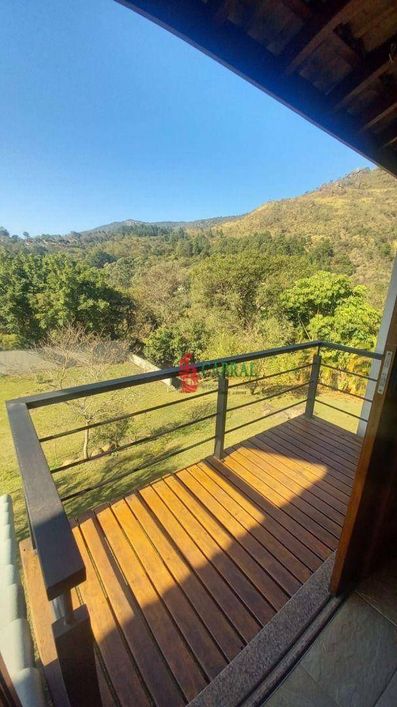 Casa com 3 dormitórios à venda, 290 m² por R$ 3.200.000,00 - Condominio Flamboyant B - Atibaia/SP