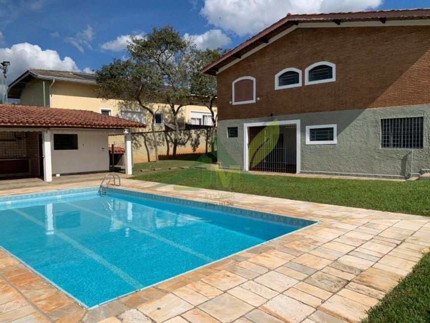 Linda Casa em Atibaia na Vila Giglio