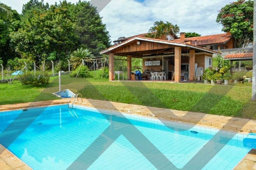 Chácara com 6 dormitórios à venda, 3 m² por R$ 1.500.000,00 - Jardim Santo Antônio - Atibaia/SP