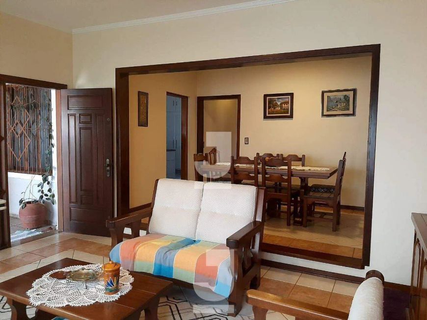 Casa à Venda - Vila Thais, Atibaia - 306m2 - 3 suítes