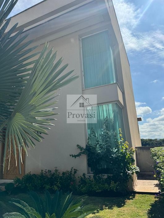 Casa Completa e Moderna - 3 Suítes - 298m² - Valville 2 - R$2.300.000,00