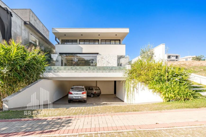 RR7774 Casa 386m² CONDOMÍNIO RESIDENCIAL ITAHYÊ - OPORTUNIDADE - 4 Suítes 4 Vagas - Santana de Parna