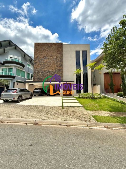 CASA EM CONDOMÍNIO - TAMBORÉ - SP