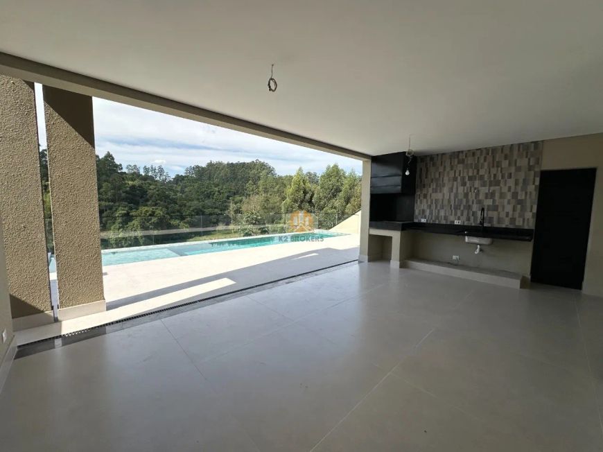 Imóvel de luxo à venda em Santana de Parnaíba-SP: 4 suítes, 8 vagas de garagem, 509m²