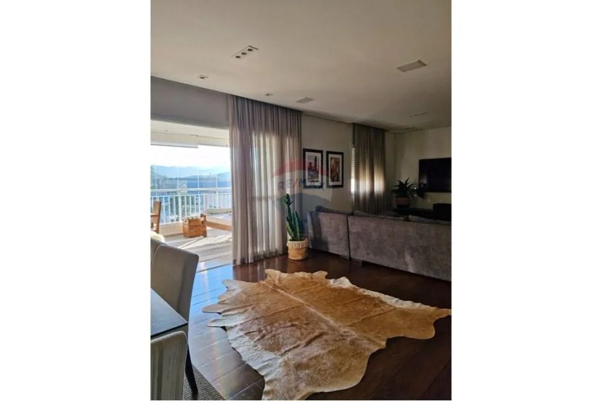 Apartamento à venda no condominio Ghaia Tamboré