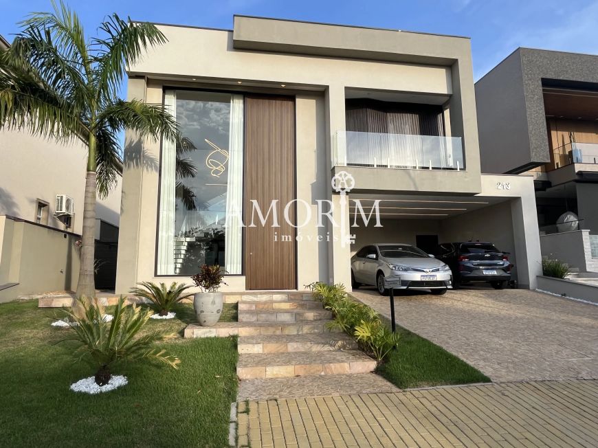 CASA MOBILIADA À VENDA COM 4 SUÍTES - ALPHAVILLE