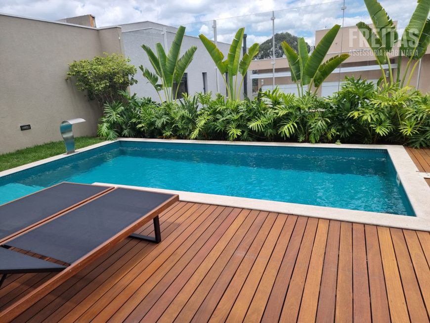 CASA A VENDA EM ALPHAVILLE - RESIDENCIAL TAMBORÉ 10