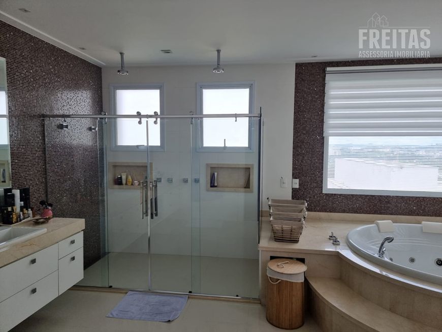 CASA A VENDA EM ALPHAVILLE - RESIDENCIAL TAMBORÉ 10