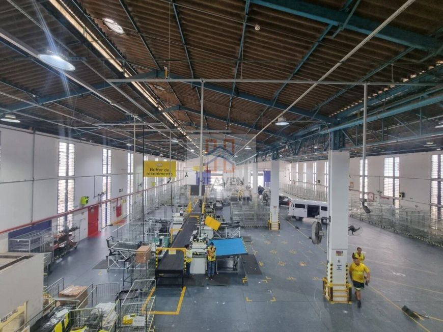 Espaço perfeito na Vila Leopoldina para um Centro de Distribuições e Logística.