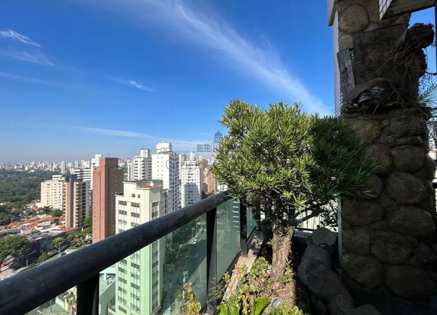 Cobertura duplex para venda tem 444 metros quadrados com 3 quartos em Aclimação - São Paulo - SP