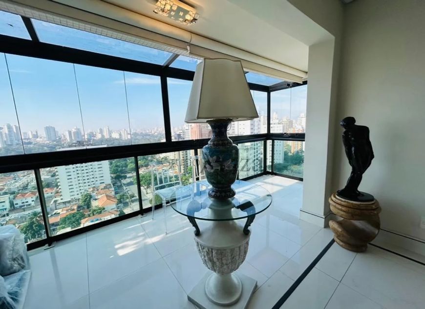 Cobertura duplex para venda tem 444 metros quadrados com 3 quartos em Aclimação - São Paulo - SP