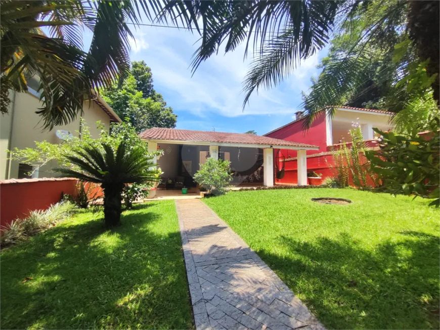 Casa com 3 quartos à venda em Massaguaçu - SP