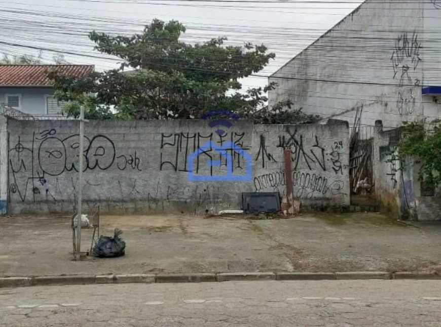 Terreno frente mar de 255m² à venda no bairro do Aruan em Caraguatatuba, SP - Oportunidade imperdív