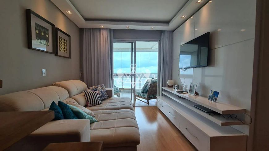 Cobertura duplex frente mar com piscina privativa e 3 vagas na garagem no bairro Aruan em Caraguata