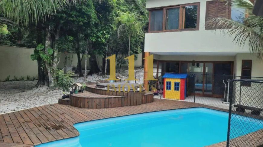 Residência no Condomínio Park Imperial