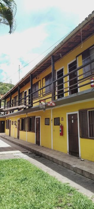 Comercial/POUSADA - Residencial - No bairro Martim de Sá