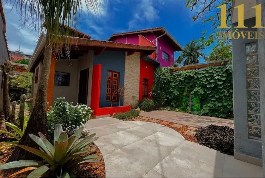 Casa com 3 dormitórios à venda, 150 m² por R$ 1.350.000,00 - Indaiá - Caraguatat