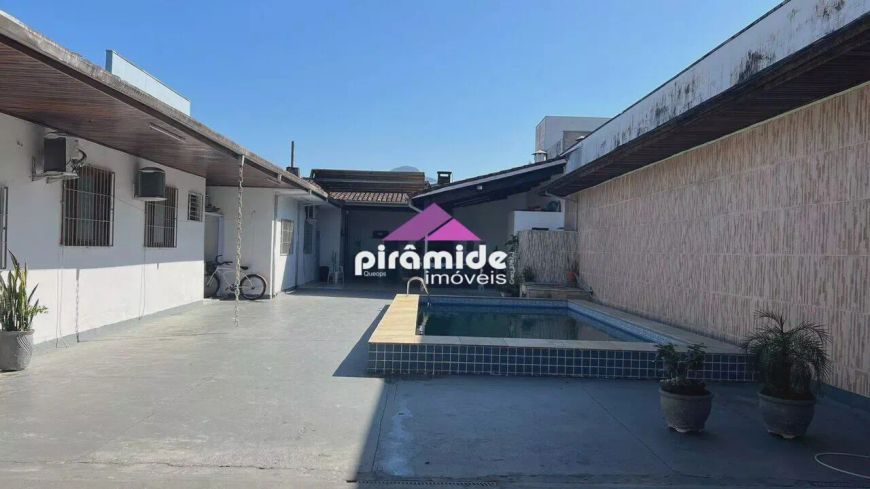 Casa com 4 dormitórios à venda, 274 m² por R$ 1.300.000 - Sumaré - Caraguatatuba/SP