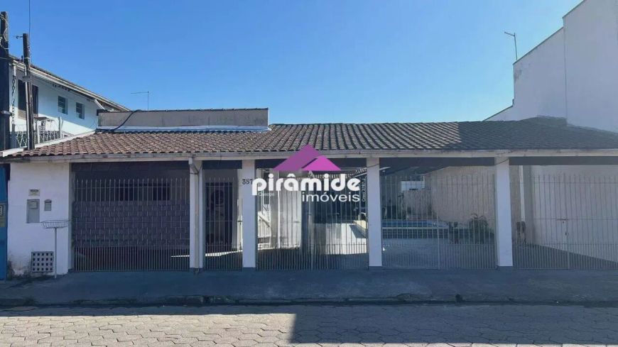 Casa com 4 dormitórios à venda, 274 m² por R$ 1.300.000 - Sumaré - Caraguatatuba/SP