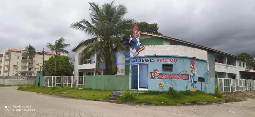 Área comercial frente-mar à venda no bairro do Massaguaçu em Caraguatatuba, SP - Quarteirão inteiro
