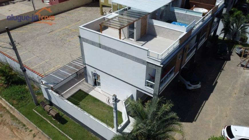 Casa com 2 dormitórios à venda, 199 m² por R$ 725.000,00 - Massaguaçu - Caraguatatuba/SP