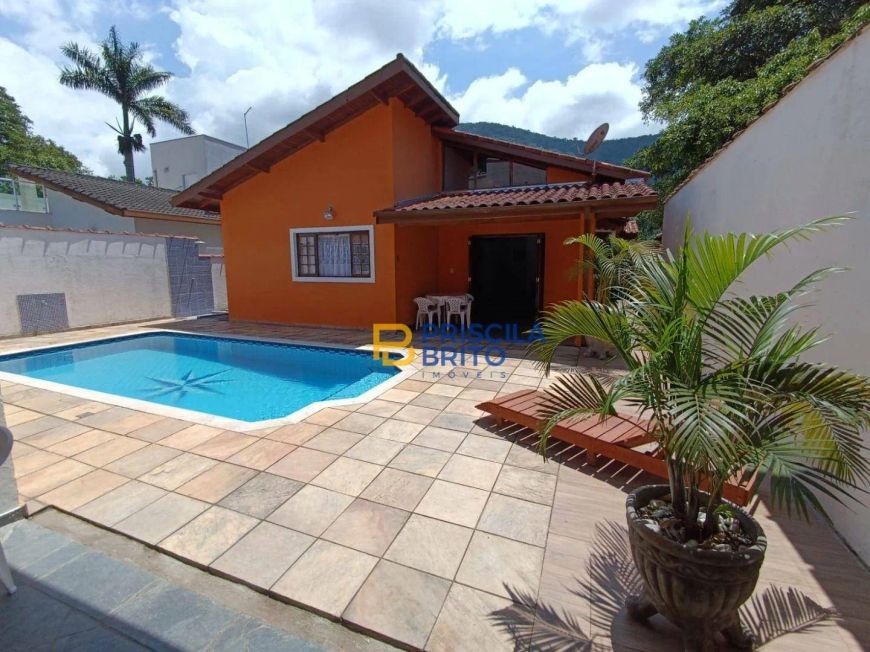 Casa com 5 dormitórios (1 suíte), piscina e churrasqueira, à venda, por R$ 899.000,00 - Cond. Mar Ve