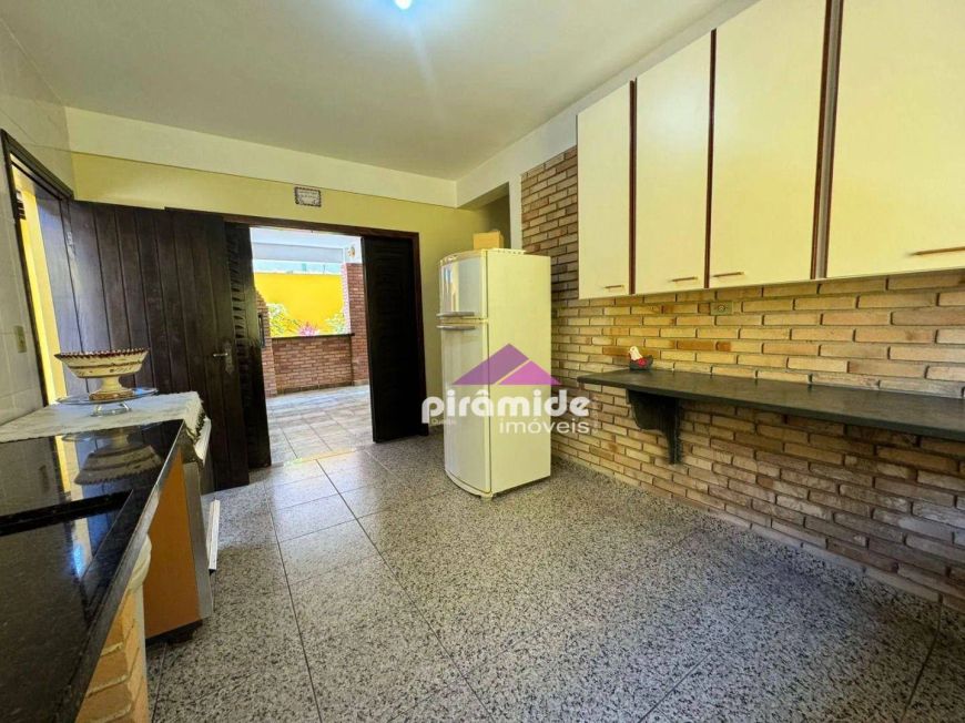 Casa com 4 dormitórios à venda, 257 m² por R$ 1.900.000,00 - Indaiá - Caraguatatuba/SP
