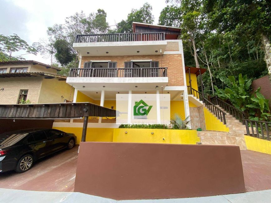 Casa com 3 dormitórios à venda, 121 m² por R$ 900.000,00 - Martim de Sá - Caraguatatuba/SP