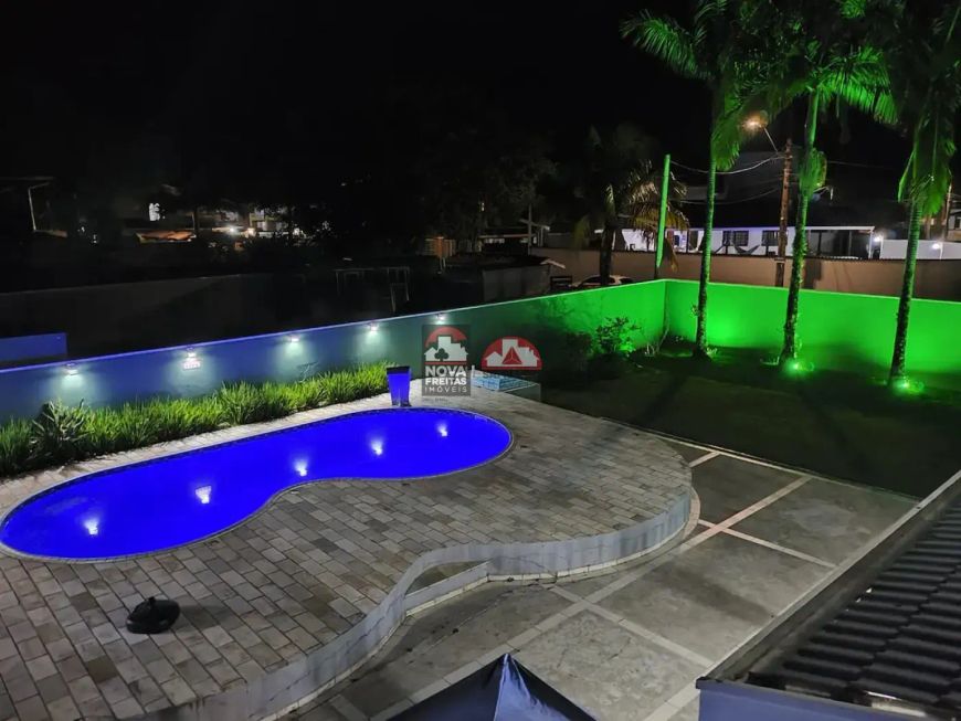 Casa Sobrado Condomínio em Caraguatatuba