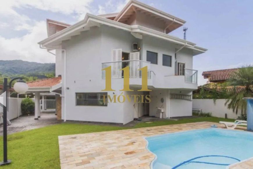 Lindíssima casa de luxo no Condomínio Costa Verde Tabatinga em Caraguatatuba!