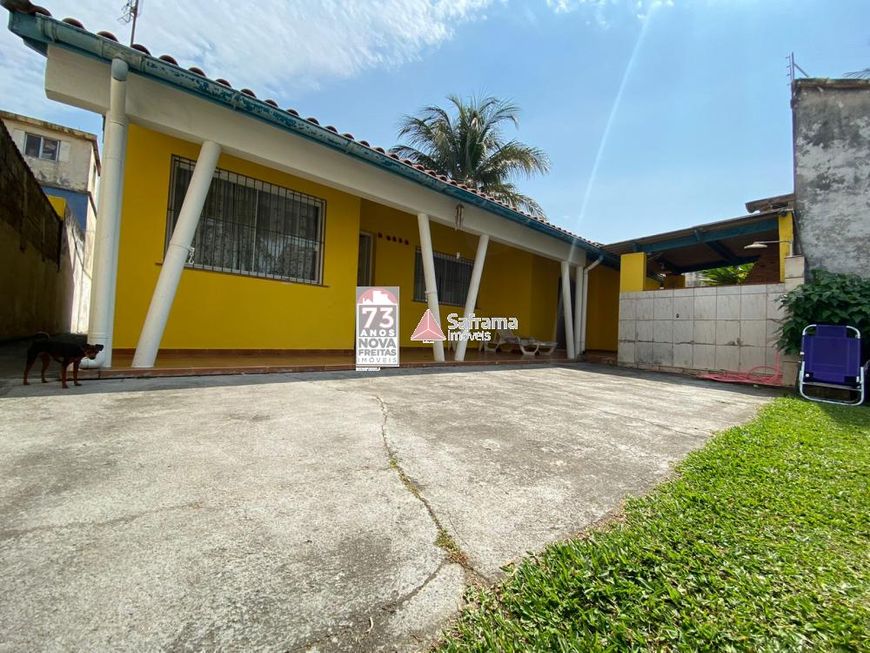 Casa Padrão em Caraguatatuba