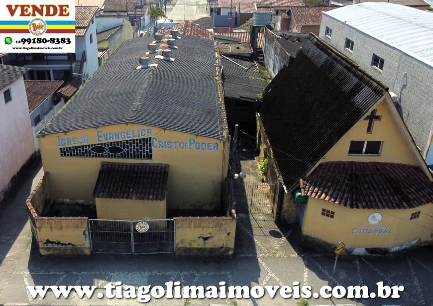 Ponto Comercial para Venda em Frente a Rodovia - 600 m² de terreno