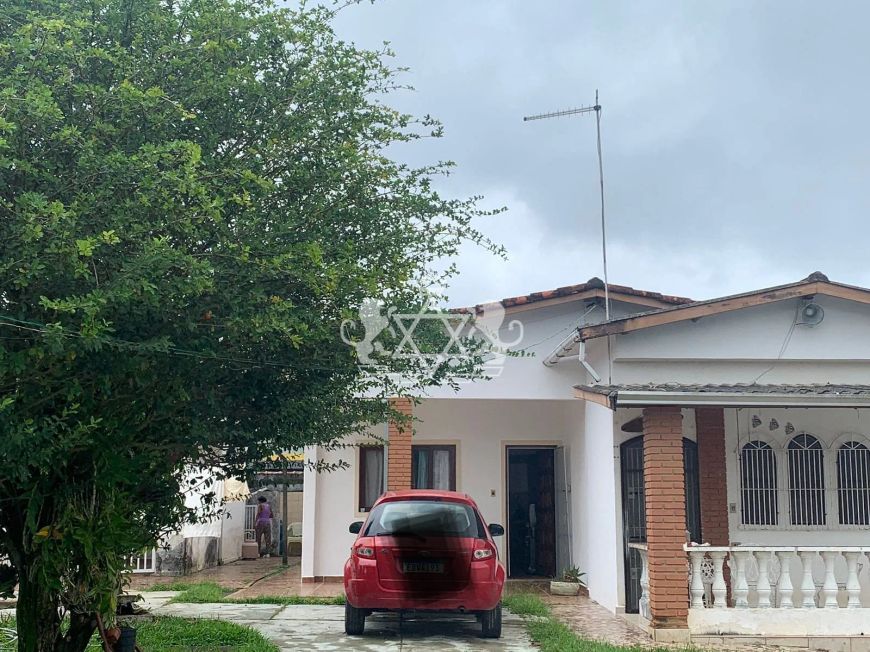 Excelente oportunidade de investimento em um espaçoso imóvel de esquina à venda no Porto Novo, Cara