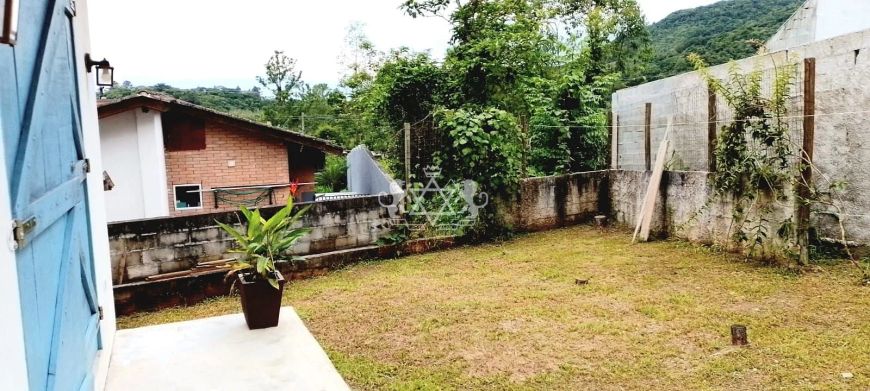 Terreno de 598m² com uma suíte e área de churrasqueira à venda, Capricórnio II, Caraguatatuba, SP