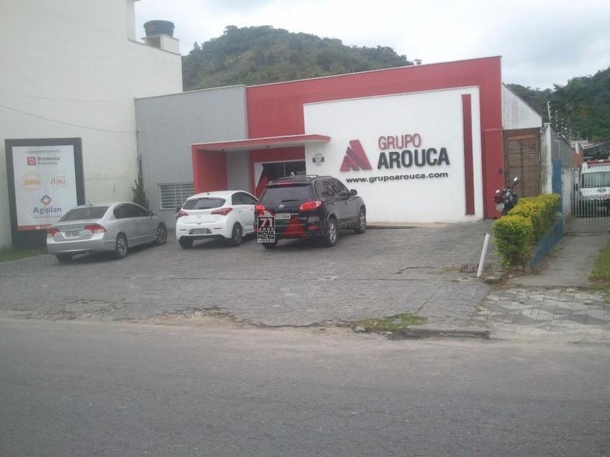 Comercial Prédio em Caraguatatuba