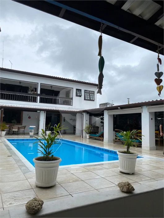 Sobrado com 5 quartos à venda em Jardim Primavera - SP