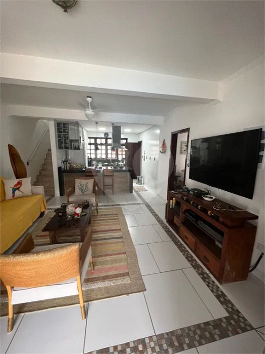 Sobrado com 5 quartos à venda em Jardim Primavera - SP