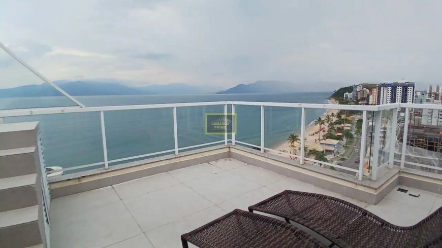 Cobertura Duplex com piscina em Caraguatatuba