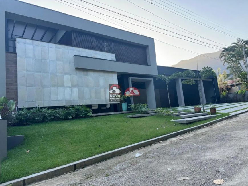 Casa Padrão em Caraguatatuba