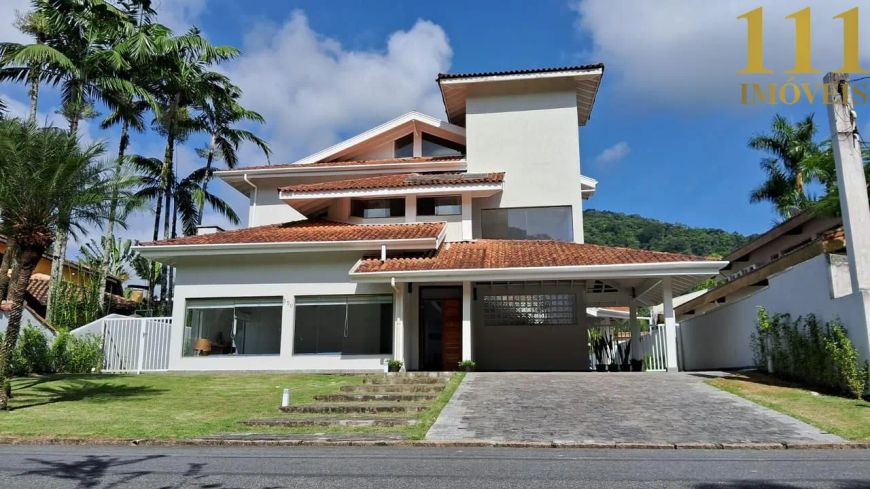 Residência no Condomínio Costa Verde Tabatinga