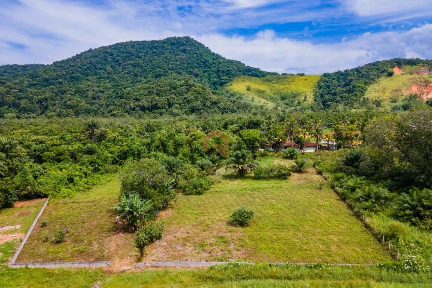 Terreno em condomínio fechado