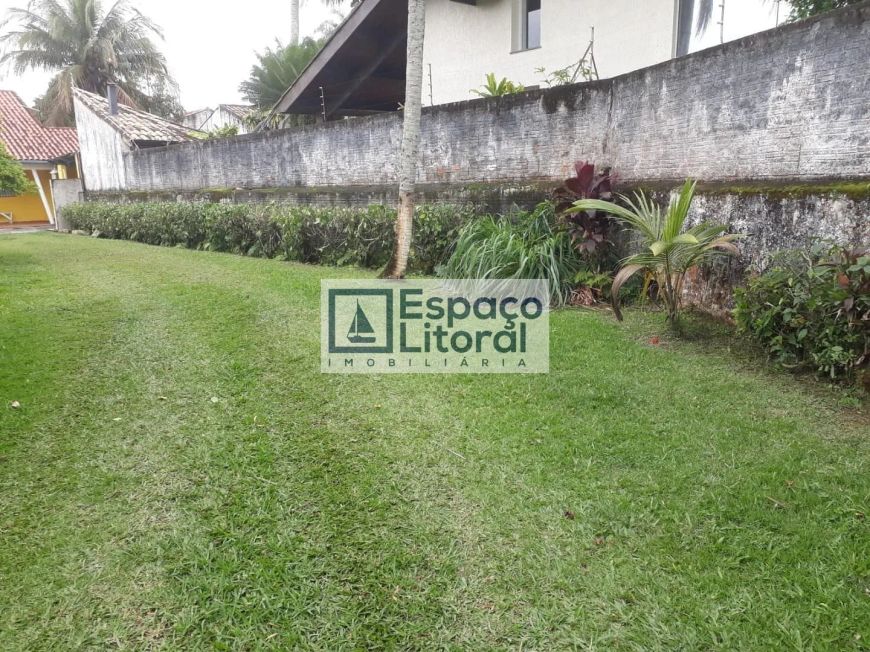 Excelente área no Porto Novo