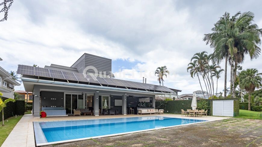 Casa com projeto moderno no Condomínio Costa Verde Tabatinga