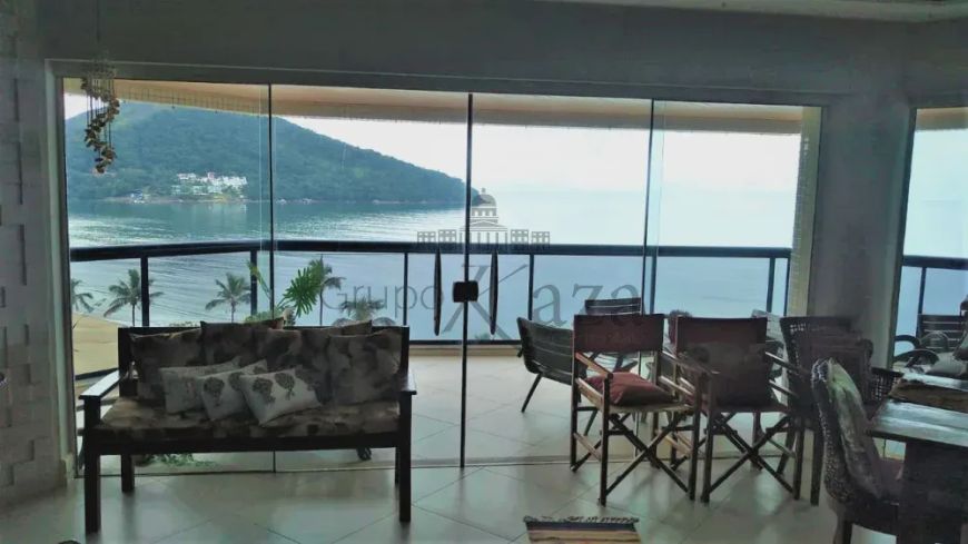 Apartamento - Martim de Sá - Condomínio Fontana Di Trevi - Caraguatatuba- 3 Dormitórios - 170m² MOBI