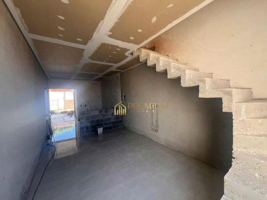 Sobrado com 3 dormitórios à venda, 100 m² por R$ 650.000 - Porto Novo - Caraguatatuba/SP