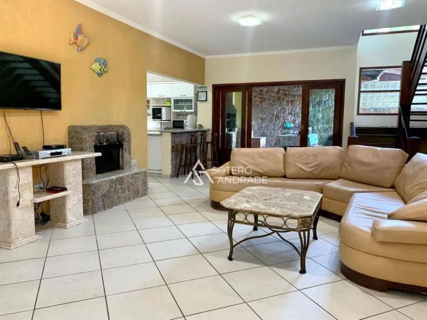 Casa maravilhosa com 6 dormitórios em condomínio fechado, praia do Massaguaçu