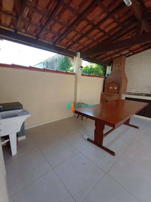 Casa com 2 dormitórios à venda, 110 m² por R$ 490.000,00 - Balneário dos Golfinhos - Caraguatatuba/S