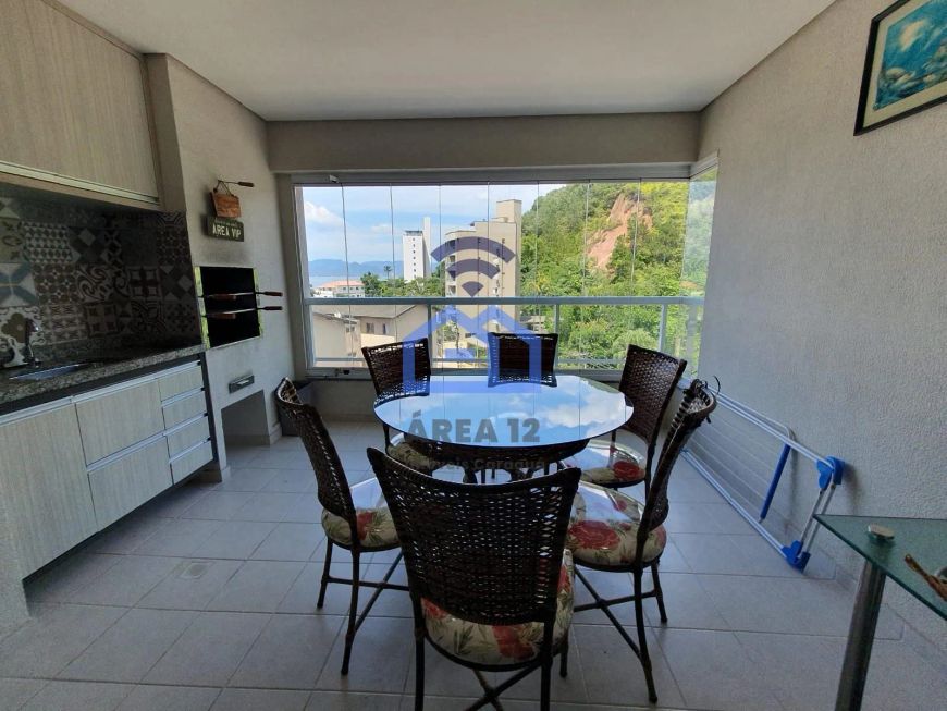 Apartamento à venda no bairro da Prainha em Caraguatatuba, SP - Conforto e praticidade a poucos pas