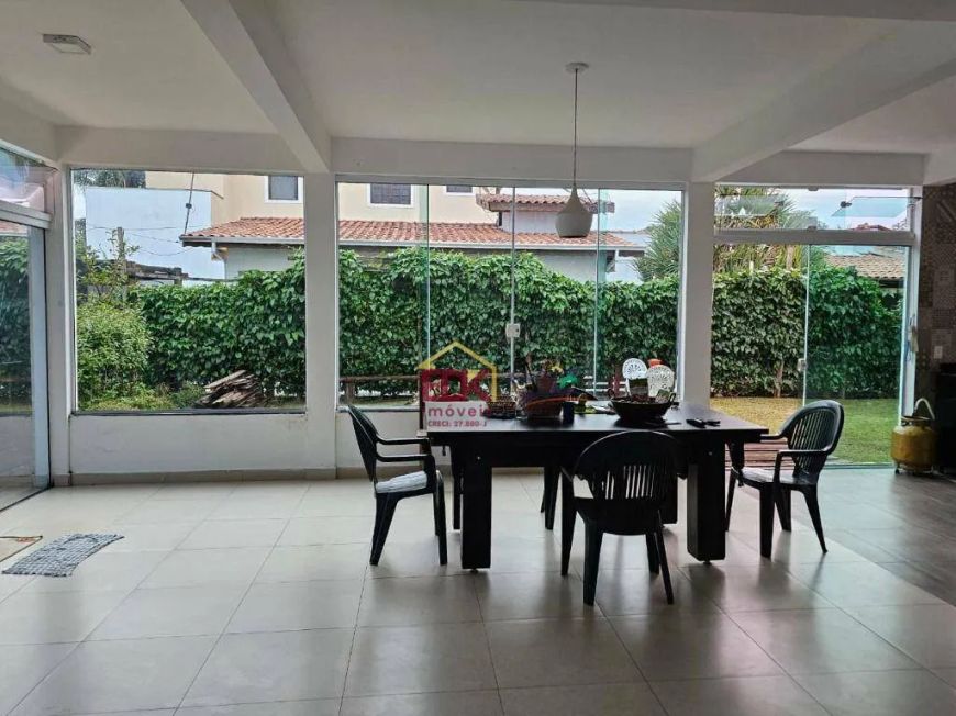 Sobrado com 4 dormitórios à venda, 220 m² por R$ 1.350.000 - Massaguaçu - Caraguatatuba/SP